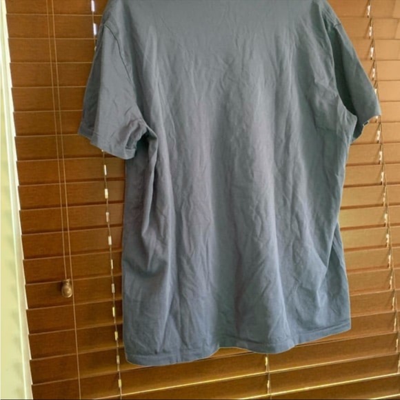 Classic Fit Pocket T-Shirt - Picture 4 of 4